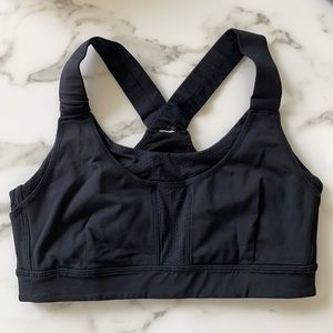 Lululemon black bra